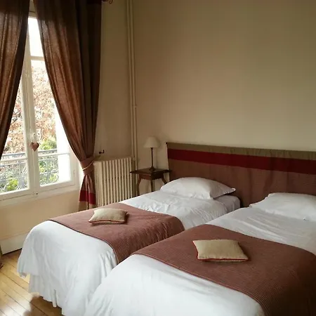 Chambres D'hotes La Framboisine تروي