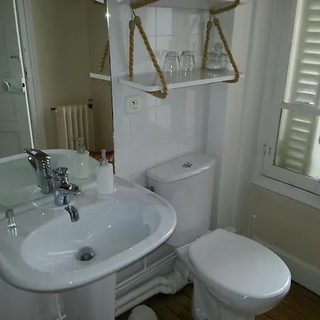 Chambres D'hotes La Framboisine Nocleg ze śniadaniem
